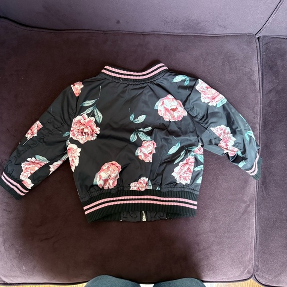 Urban Republic Girl Collection Bomper Jacket Floral Printed. Size 12 M EUC - Picture 5 of 6